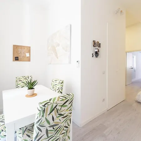 White Gioberti 로마