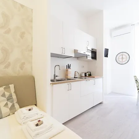 White Gioberti 아파트 *