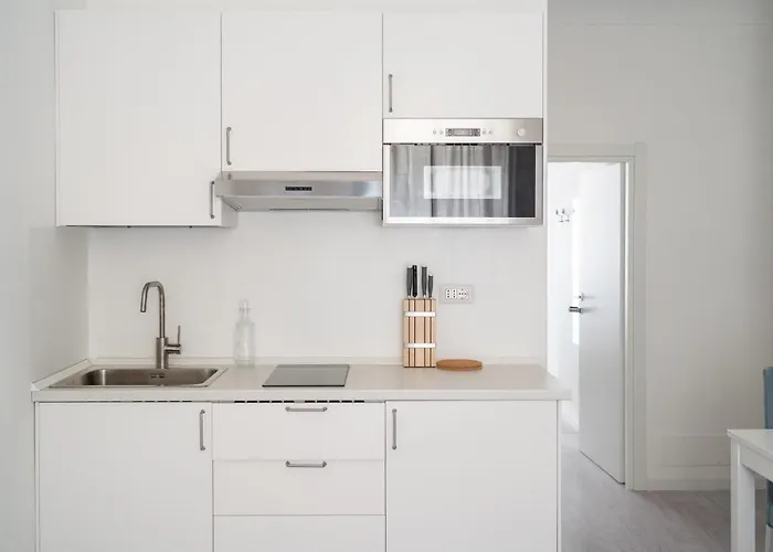 White Gioberti Apartment